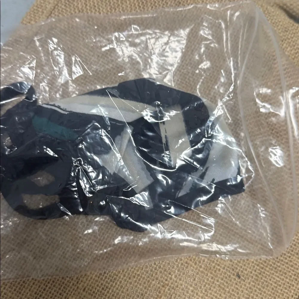 BRAND NEW Face Mask - Soft Silky Material - Blue Black White Design NEW
